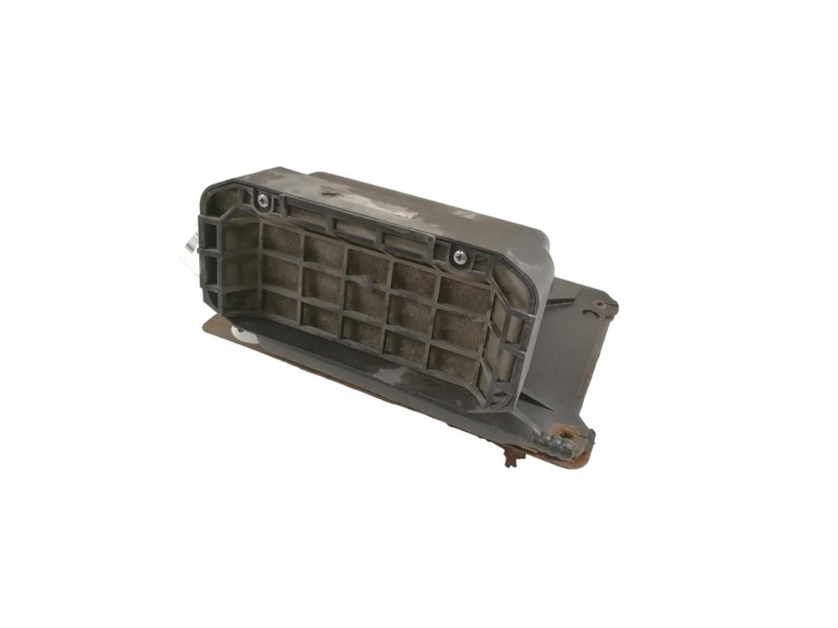 Volvo Salongi õhufiltri korpus 20924279 - Pièce universelle pour Camion: photos 1 Volvo Salongi õhufiltri korpus 20924279 - Pièce universelle pour Camion: photos 1