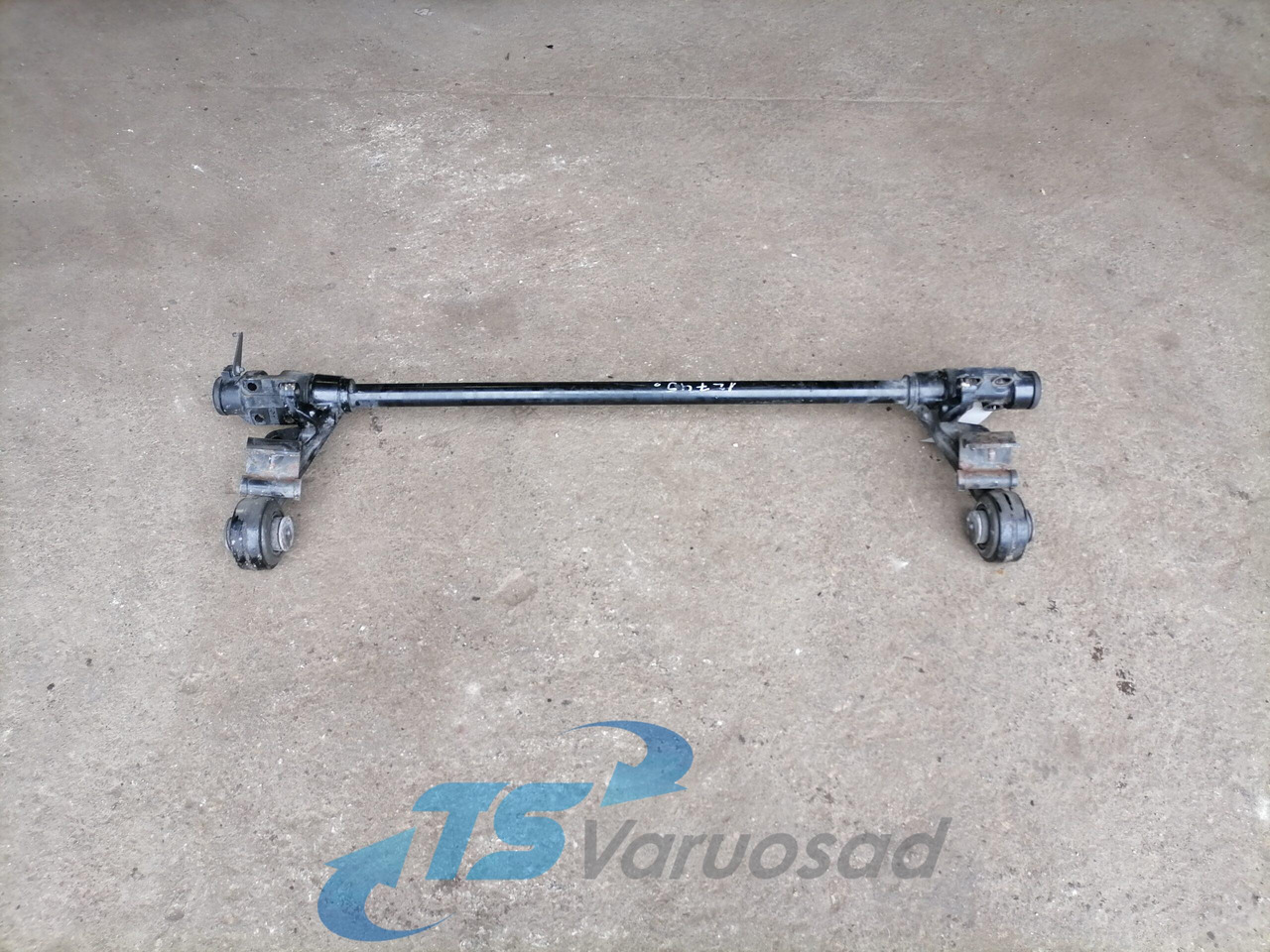 Volvo Volvo FH kabiini torsioonvarras 22004643 - Suspension de cabine pour Camion: photos 1 Volvo Volvo FH kabiini torsioonvarras 22004643 - Suspension de cabine pour Camion: photos 1