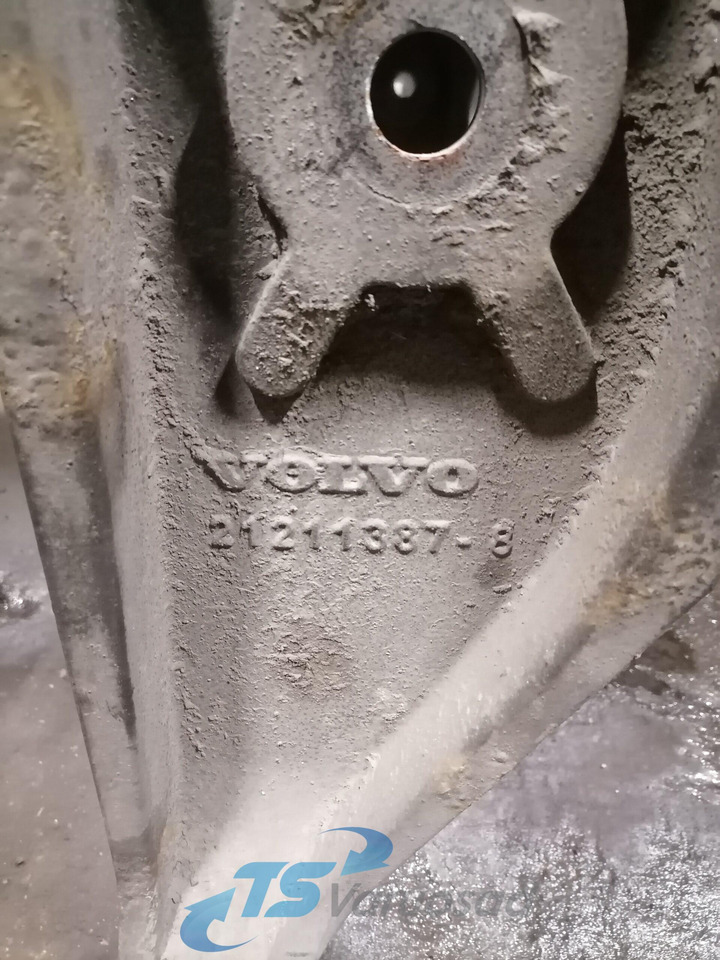 Volvo Volvo FH4 4x2 Raam 85137361 - Frame/ Châssis pour Camion: photos 5 Volvo Volvo FH4 4x2 Raam 85137361 - Frame/ Châssis pour Camion: photos 5