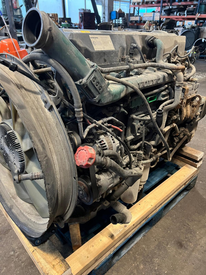 Volvo Volvo mootor D9B300 20880353 - Moteur pour Camion: photos 5 Volvo Volvo mootor D9B300 20880353 - Moteur pour Camion: photos 5