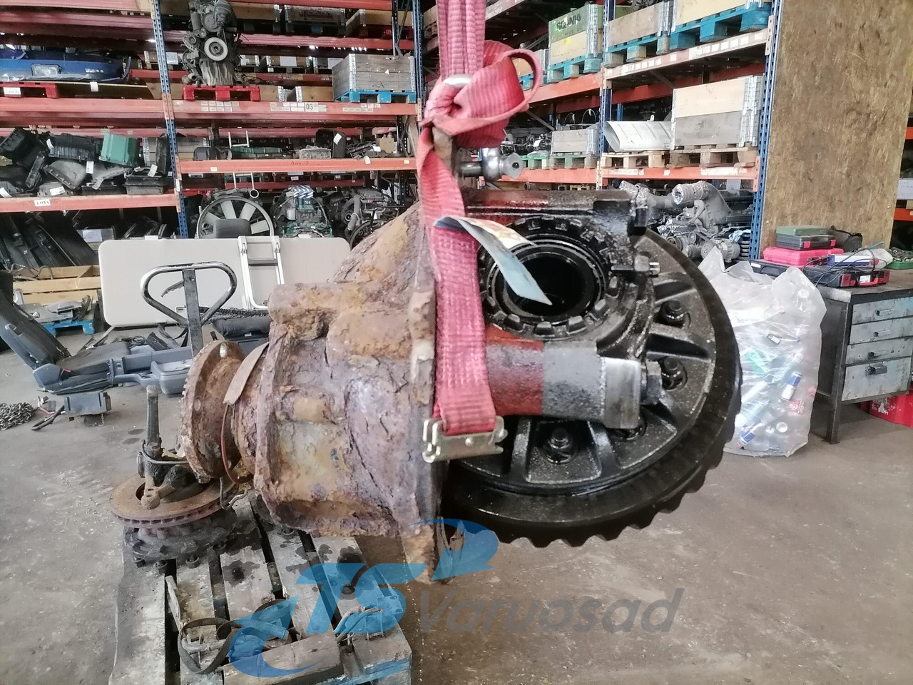 Volvo Volvo reduktor 3,9 RSS1125A - Moteur de translation pour Camion: photos 1 Volvo Volvo reduktor 3,9 RSS1125A - Moteur de translation pour Camion: photos 1