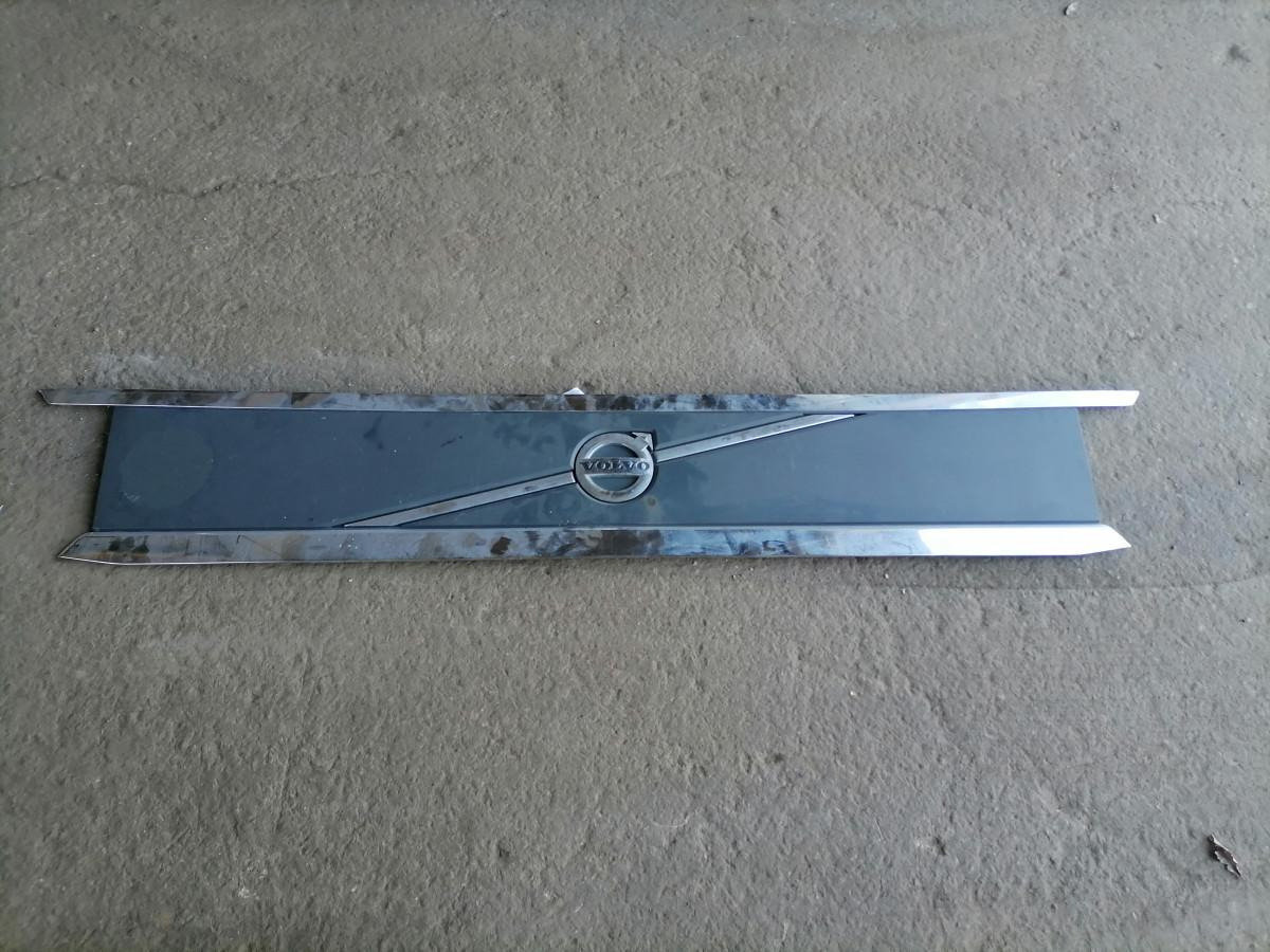 Volvo plastic 82248312 - Calandre pour Camion: photos 2 Volvo plastic 82248312 - Calandre pour Camion: photos 2