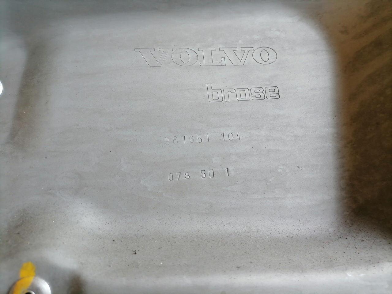 Volvo window mechanism 84055886 - Portière et pièces pour Camion: photos 4 Volvo window mechanism 84055886 - Portière et pièces pour Camion: photos 4