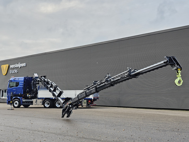 MAN TGX 35.580 / 8x4-4 / HIAB 50TM CRANE+ JIB - Camion grue: photos 2 MAN TGX 35.580 / 8x4-4 / HIAB 50TM CRANE+ JIB - Camion grue: photos 2