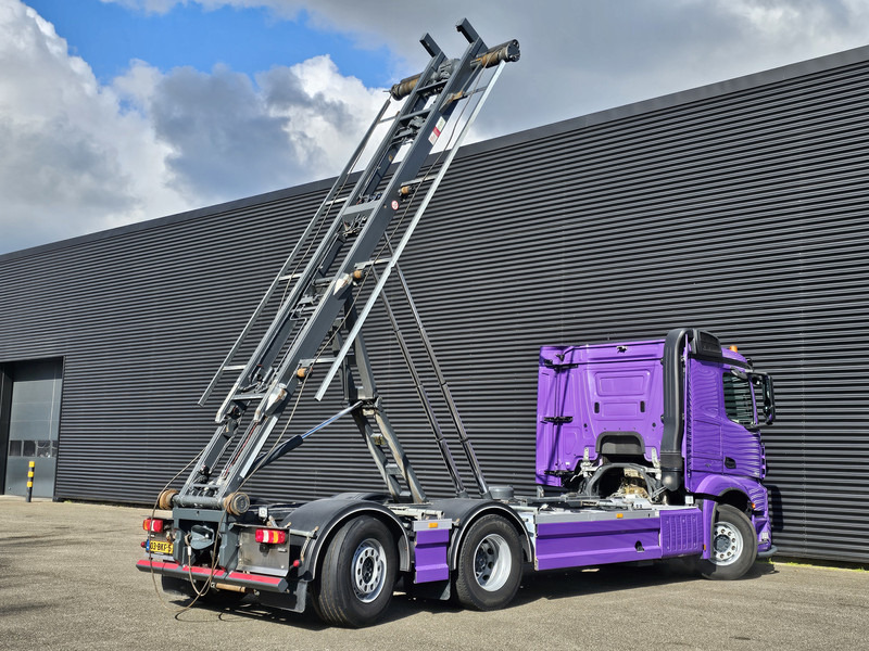 Mercedes-Benz AROCS 3345 / 6x2 / CABLE-CONTAINER SYSTEM - Camion - système de câble: photos 5 Mercedes-Benz AROCS 3345 / 6x2 / CABLE-CONTAINER SYSTEM - Camion - système de câble: photos 5