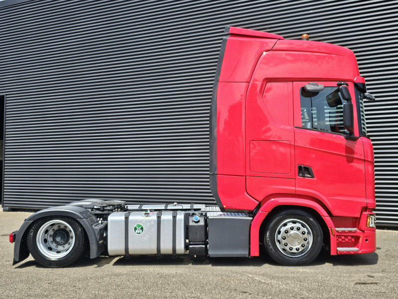 Scania S500 4x2 / LOWDECK / MEGA / PARKING COOLER / RETARDER - Tracteur routier: photos 4 Scania S500 4x2 / LOWDECK / MEGA / PARKING COOLER / RETARDER - Tracteur routier: photos 4