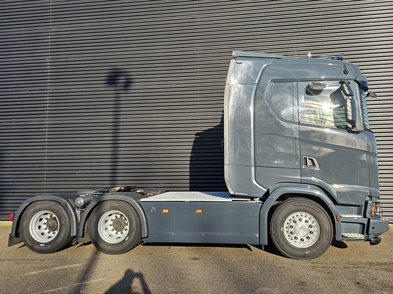 Scania S730 V8 6x4 / HYDRAULIC / FULL AIR / RETARDER - Tracteur routier: photos 3 Scania S730 V8 6x4 / HYDRAULIC / FULL AIR / RETARDER - Tracteur routier: photos 3