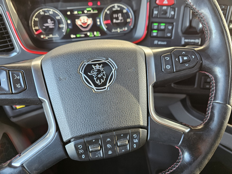 Tracteur routier Scania S730 V8 6x4 / HYDRAULIC / FULL AIR / RETARDER: photos 16 Tracteur routier Scania S730 V8 6x4 / HYDRAULIC / FULL AIR / RETARDER: photos 16