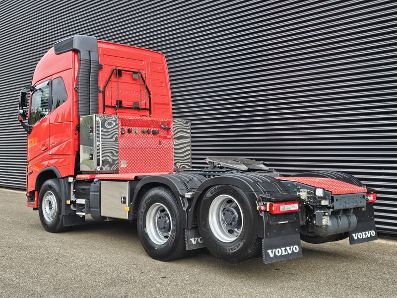 Volvo FH 16 650 / 6x4 BOOGIE / HYDRAULIC / RETARDER / 100T - Tracteur routier: photos 3 Volvo FH 16 650 / 6x4 BOOGIE / HYDRAULIC / RETARDER / 100T - Tracteur routier: photos 3