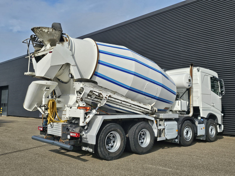 Volvo FH 540 8x4 / BOOGIE LIFT / 10m3 PUTZMEISTER - CONCRETE-MIXER / BETON-MISCHER - Camion malaxeur: photos 5 Volvo FH 540 8x4 / BOOGIE LIFT / 10m3 PUTZMEISTER - CONCRETE-MIXER / BETON-MISCHER - Camion malaxeur: photos 5