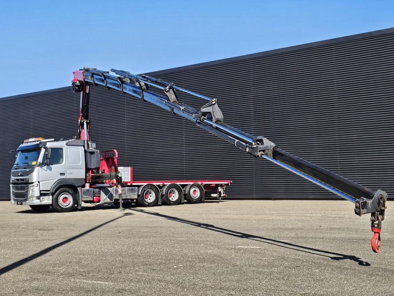 Volvo FM 460 8x4-4 / FASSI 36.5 t/m -8 x EXTENSION + WINCH - Camion grue: photos 2 Volvo FM 460 8x4-4 / FASSI 36.5 t/m -8 x EXTENSION + WINCH - Camion grue: photos 2