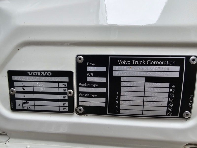 Crédit-bail de Volvo FM500 / 6x2 / HMF 32TM / KRAN / CRANE Volvo FM500 / 6x2 / HMF 32TM / KRAN / CRANE: photos 19