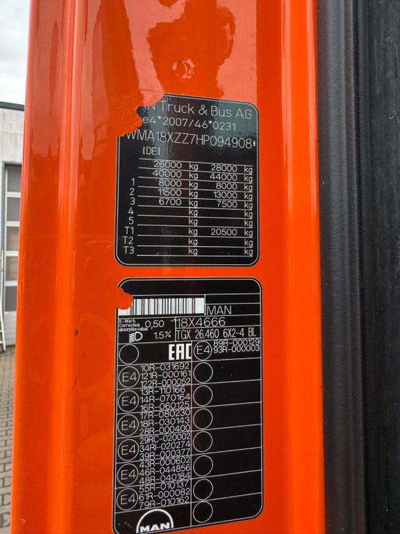 MAN 26.460 6X2 Retarder Klima Navigation guter Zust. MAN 26.460 6X2 Retarder Klima Navigation guter Zust. - Camion ampliroll: photos 3 MAN 26.460 6X2 Retarder Klima Navigation guter Zust. MAN 26.460 6X2 Retarder Klima Navigation guter Zust. - Camion ampliroll: photos 3