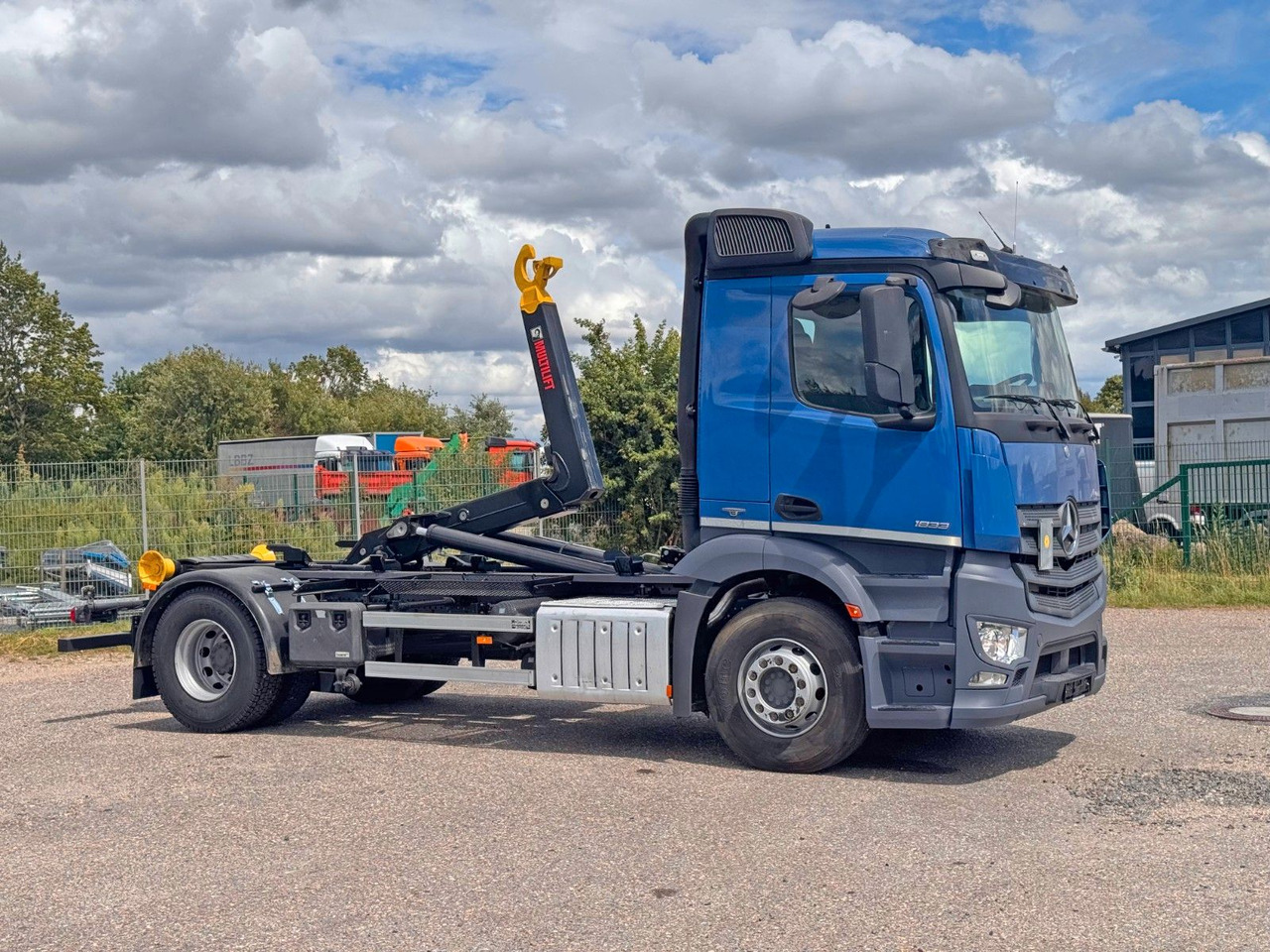 Camion ampliroll Mercedes-Benz 1833 4X2 Multilift Abroller Top Zustand: photos 13