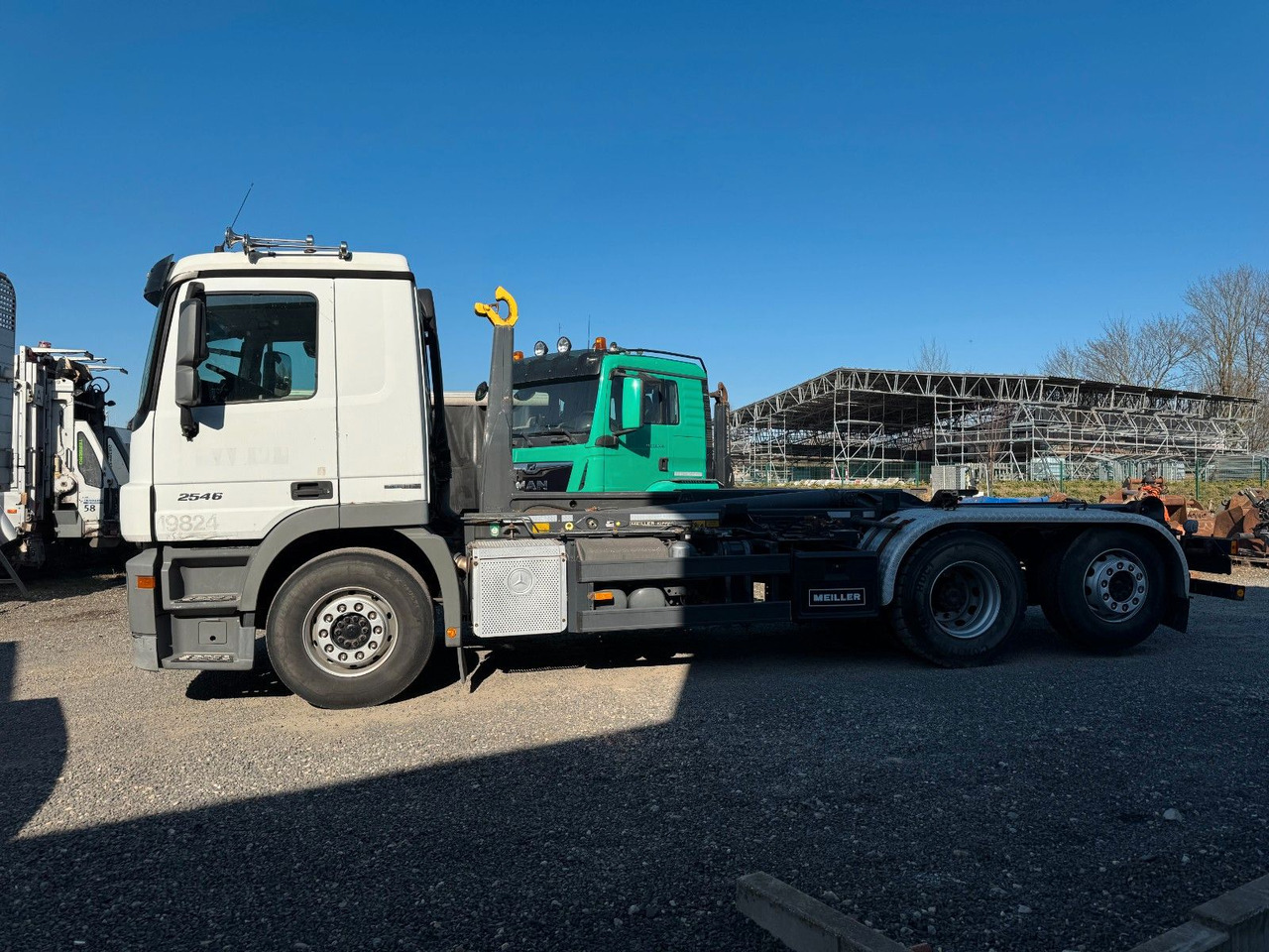 Mercedes-Benz 2546 6X2 Klima Meiller RK 20.65 - Camion ampliroll: photos 1 Mercedes-Benz 2546 6X2 Klima Meiller RK 20.65 - Camion ampliroll: photos 1