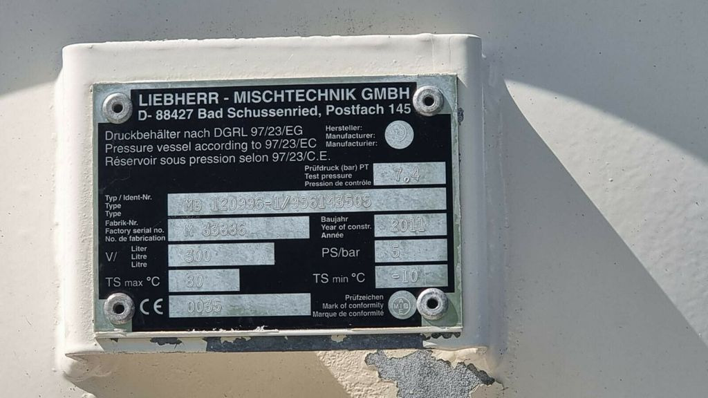 Müller-Mitteltal 2 Achs Betonmischauflieger Liebherr Müller-Mitteltal 2 Achs Betonmischauflieger Liebherr - Semi-remorque malaxeur: photos 3 Müller-Mitteltal 2 Achs Betonmischauflieger Liebherr Müller-Mitteltal 2 Achs Betonmischauflieger Liebherr - Semi-remorque malaxeur: photos 3