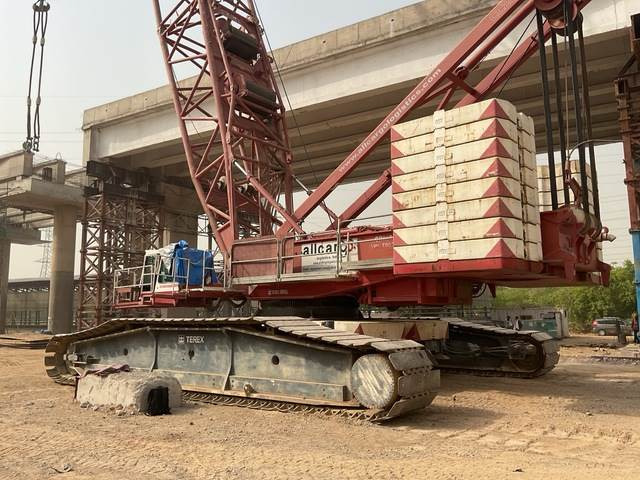 Terex Demag CC2800 - Grue sur chenilles: photos 2 Terex Demag CC2800 - Grue sur chenilles: photos 2