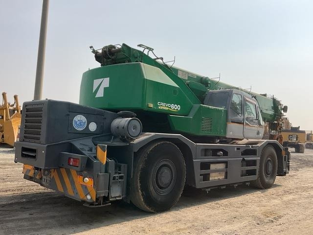 Tadano TR600N - Grue automotrice lente: photos 2 Tadano TR600N - Grue automotrice lente: photos 2