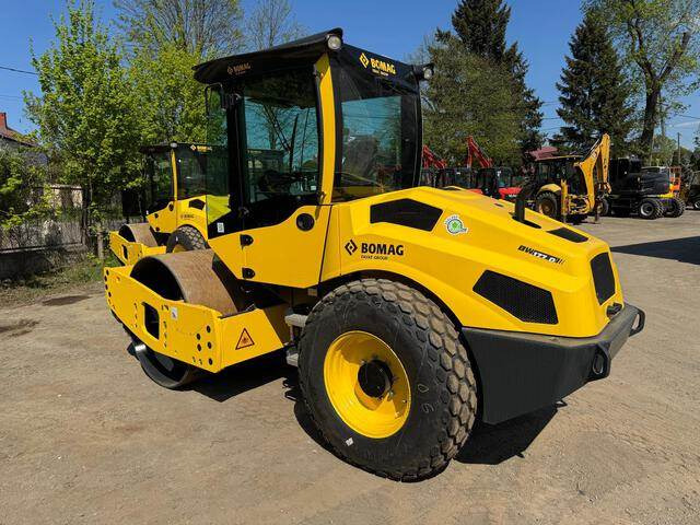 Bomag BW177D-5 PL - Compacteur à pieds de mouton/ Monocylindre: photos 2 Bomag BW177D-5 PL - Compacteur à pieds de mouton/ Monocylindre: photos 2