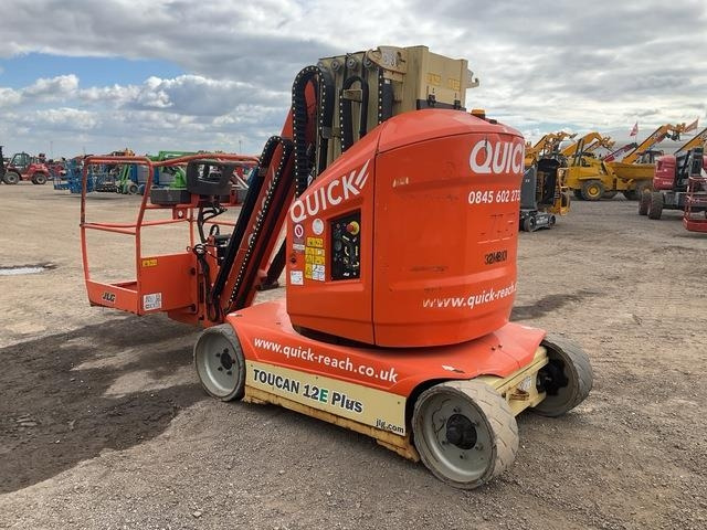 JLG Toucan 12E Plus - Nacelle à mât vertical: photos 2 JLG Toucan 12E Plus - Nacelle à mât vertical: photos 2