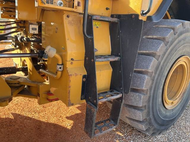 Chargeuse sur pneus CAT 972M XE: photos 17