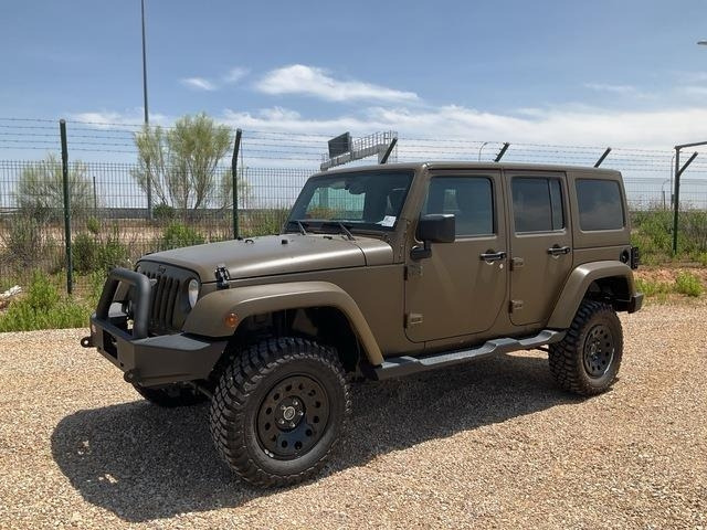 Jeep Wrangler JK Command - Voiture: photos 2 Jeep Wrangler JK Command - Voiture: photos 2