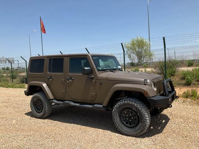 Jeep Wrangler JK Command - Voiture: photos 4 Jeep Wrangler JK Command - Voiture: photos 4