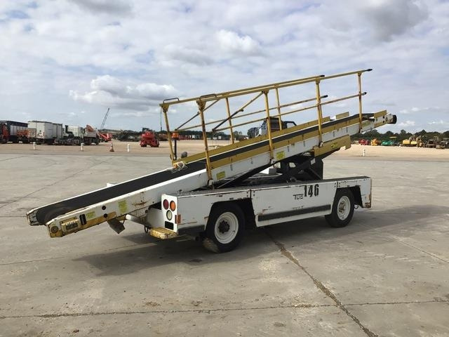 Tug T660-1 - Tapis à bagages: photos 3 Tug T660-1 - Tapis à bagages: photos 3