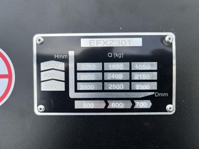 EP EFXZ301 - Chariot élévateur électrique: photos 5 EP EFXZ301 - Chariot élévateur électrique: photos 5