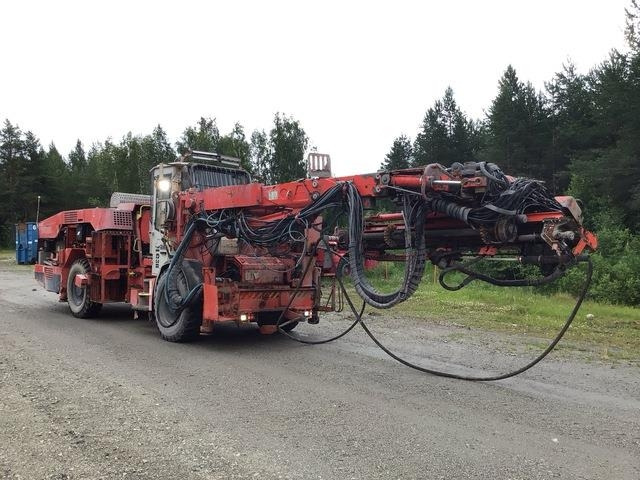 Sandvik Robolt DS510-C - Machine d'exploitation minière: photos 4 Sandvik Robolt DS510-C - Machine d'exploitation minière: photos 4
