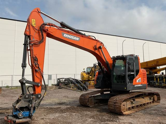 Doosan DX235LCR-5 - Pelle sur chenille: photos 1 Doosan DX235LCR-5 - Pelle sur chenille: photos 1