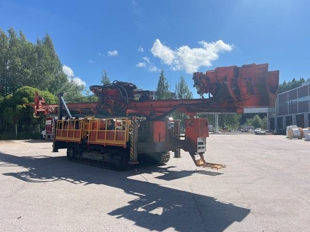 Hanjin D&B 120W - Foreuse: photos 4 Hanjin D&B 120W - Foreuse: photos 4