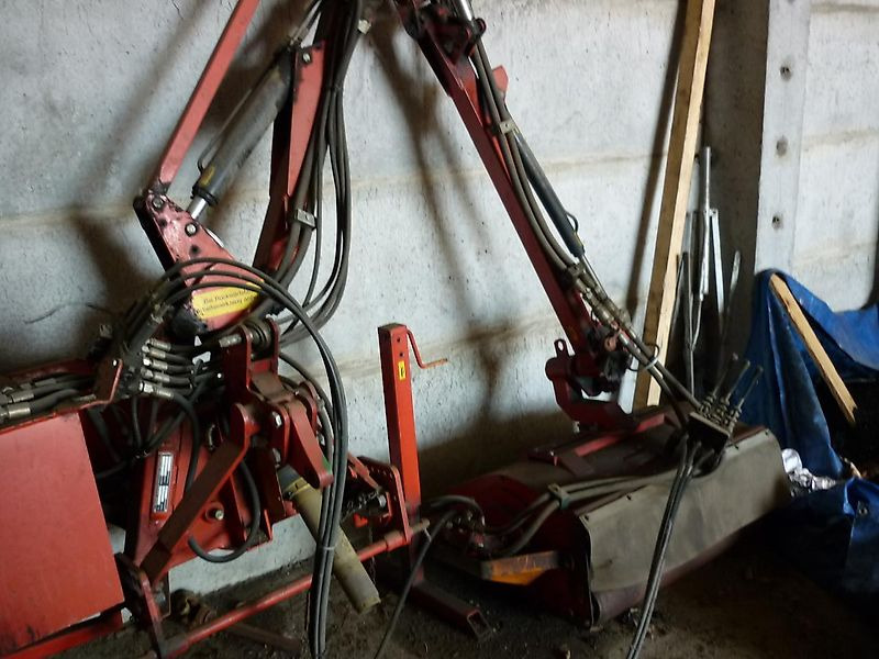 Dücker FBM300 + Schlegelmähkopf - Epareuse: photos 2 Dücker FBM300 + Schlegelmähkopf - Epareuse: photos 2