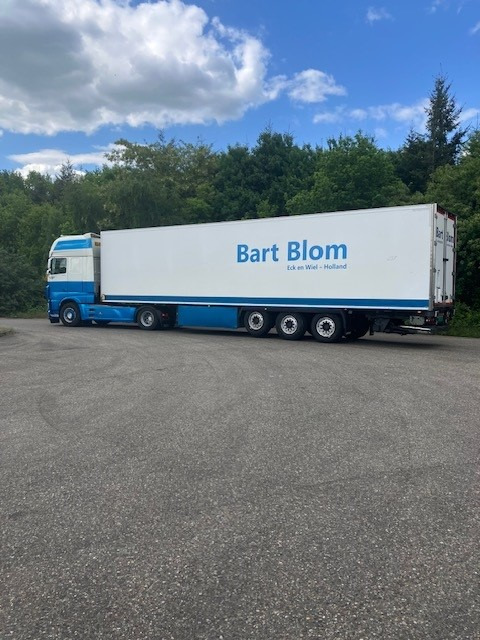 DAF XF 440 Super Spacecab + Lamberet koeloplegger - Camion frigorifique: photos 4 DAF XF 440 Super Spacecab + Lamberet koeloplegger - Camion frigorifique: photos 4