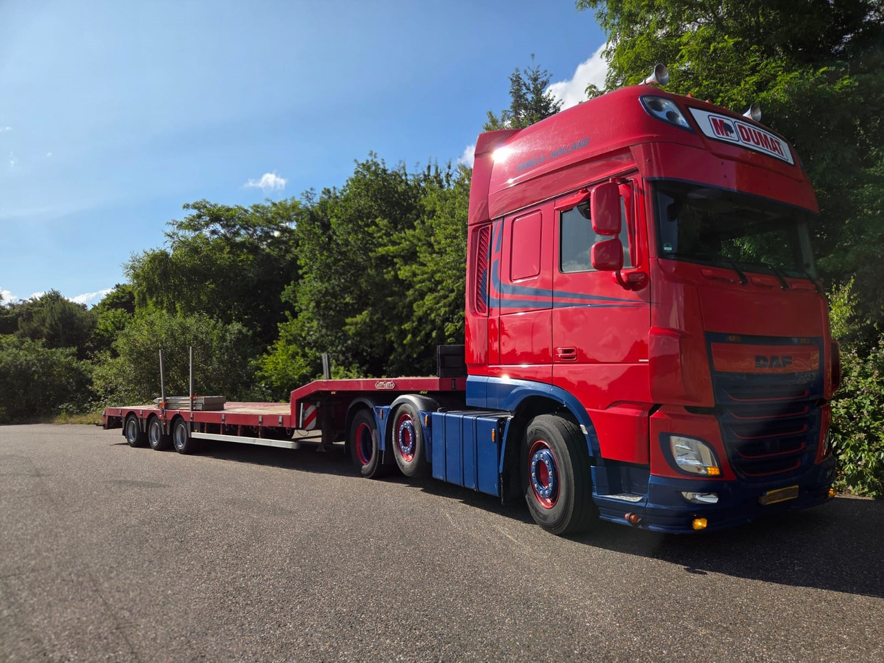 DAF XF 460 FTG 6x2 Super Spacecab + Nooteboom semi-dieplader - Châssis cabine: photos 4 DAF XF 460 FTG 6x2 Super Spacecab + Nooteboom semi-dieplader - Châssis cabine: photos 4