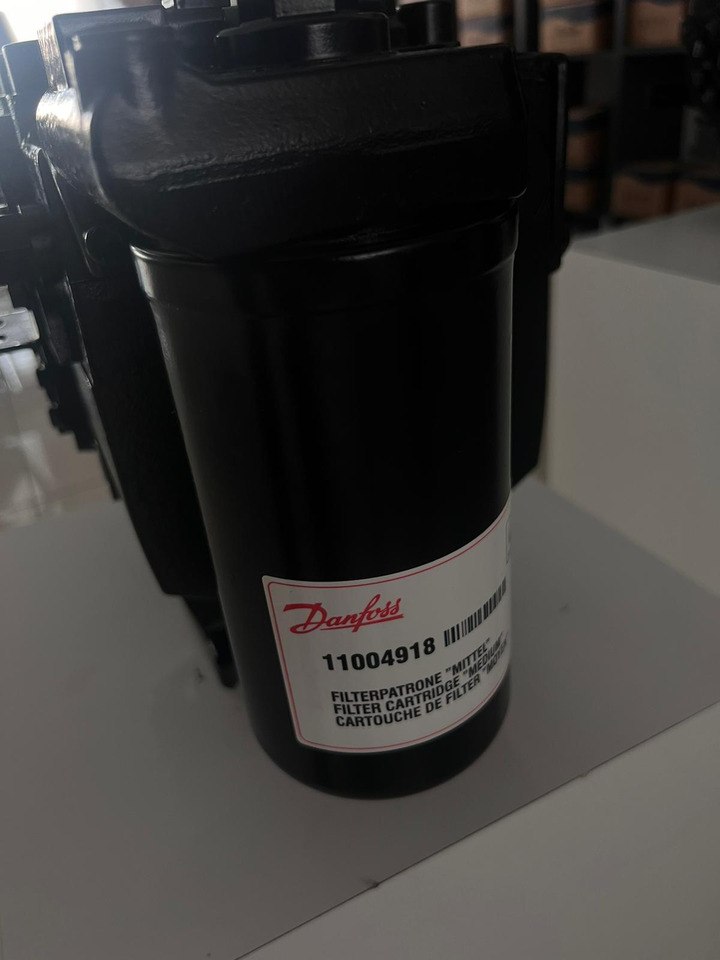 DANFOSS H1P100R B AM1C1ND3HF4NNL42L42 DM26 H1 - Pompe hydraulique pour Engins de chantier: photos 3 DANFOSS H1P100R B AM1C1ND3HF4NNL42L42 DM26 H1 - Pompe hydraulique pour Engins de chantier: photos 3