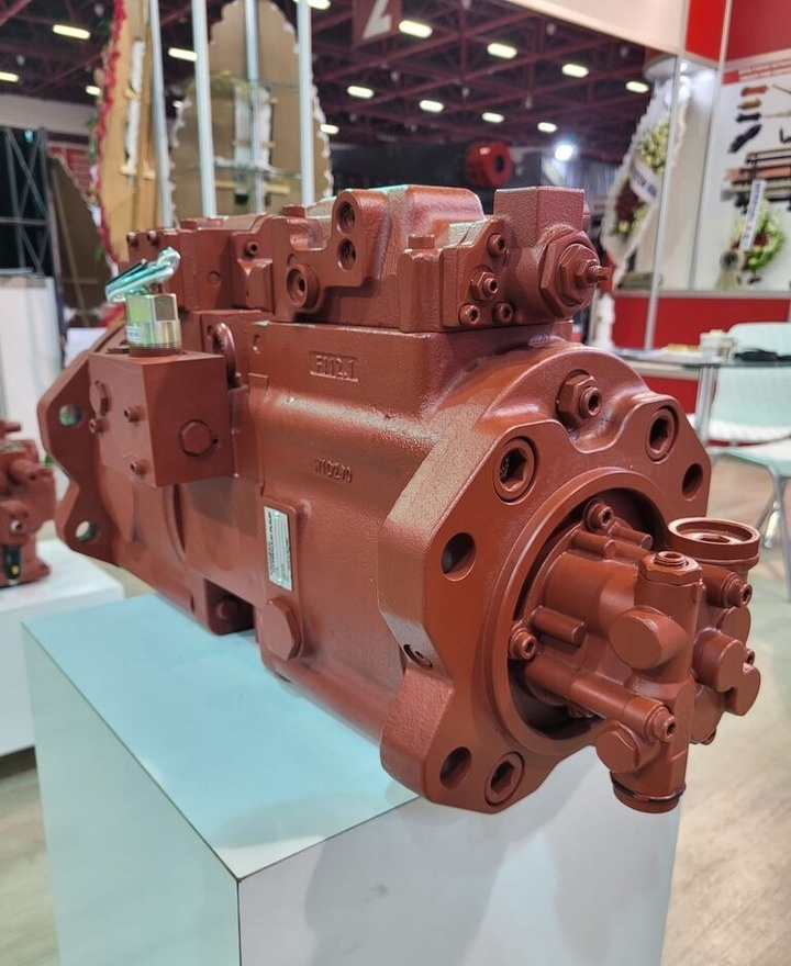 Kawasaki K3V112DT-HNOV - Pompe hydraulique pour Pelle: photos 1 Kawasaki K3V112DT-HNOV - Pompe hydraulique pour Pelle: photos 1