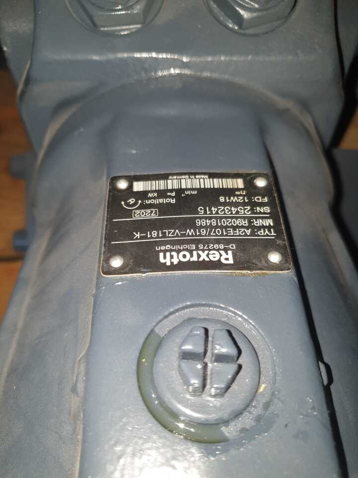 REXROTH R902018486 A2FE107 / 61W - VZL181 - K - Moteur hydraulique pour Engins de chantier: photos 2 REXROTH R902018486 A2FE107 / 61W - VZL181 - K - Moteur hydraulique pour Engins de chantier: photos 2