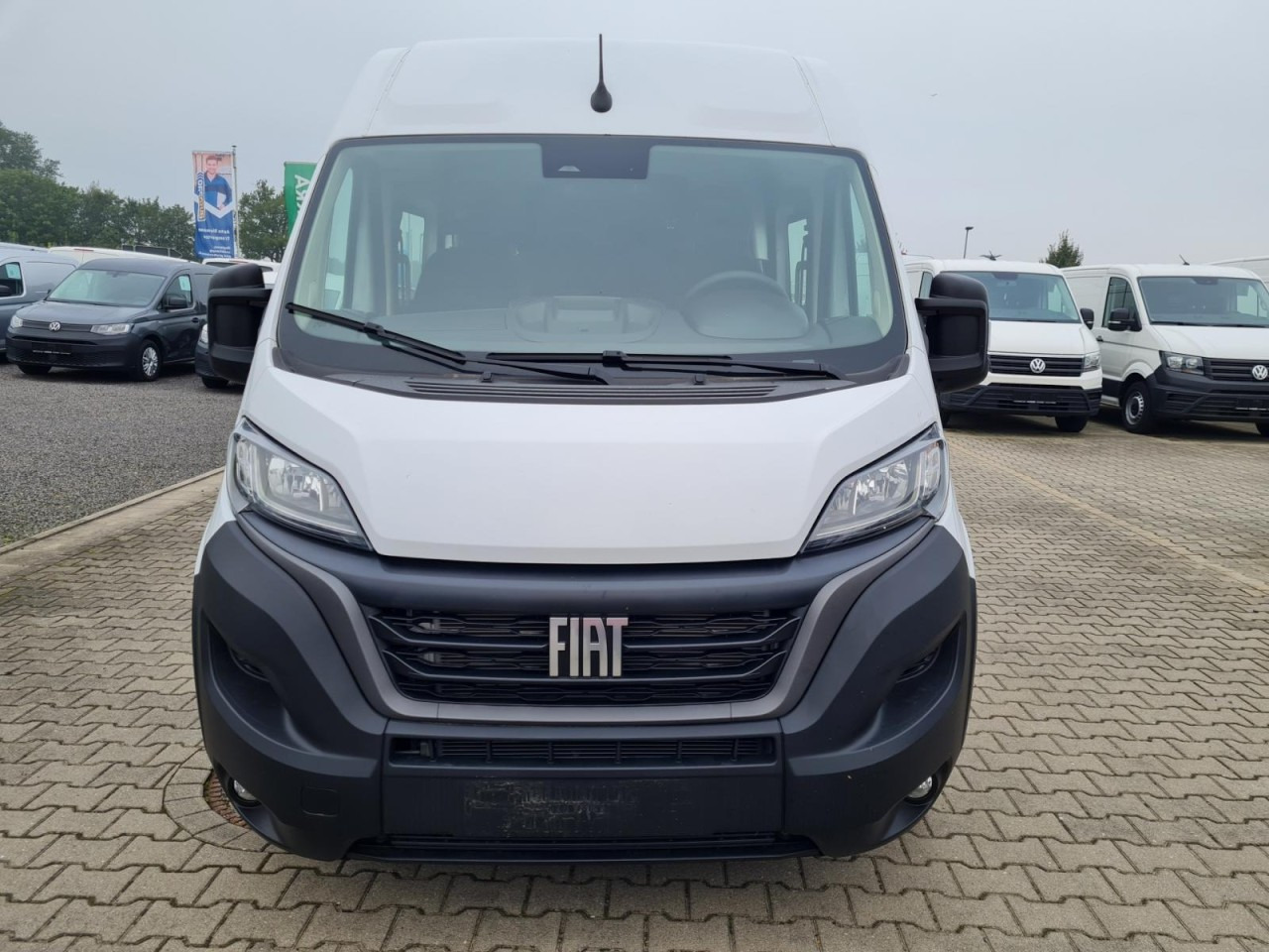 Fiat Ducato 35 Kasten Doka 7-Sitze 2x Schiebetür Maxi L2H2 - Fourgon utilitaire, Utilitaire double cabine: photos 2 Fiat Ducato 35 Kasten Doka 7-Sitze 2x Schiebetür Maxi L2H2 - Fourgon utilitaire, Utilitaire double cabine: photos 2