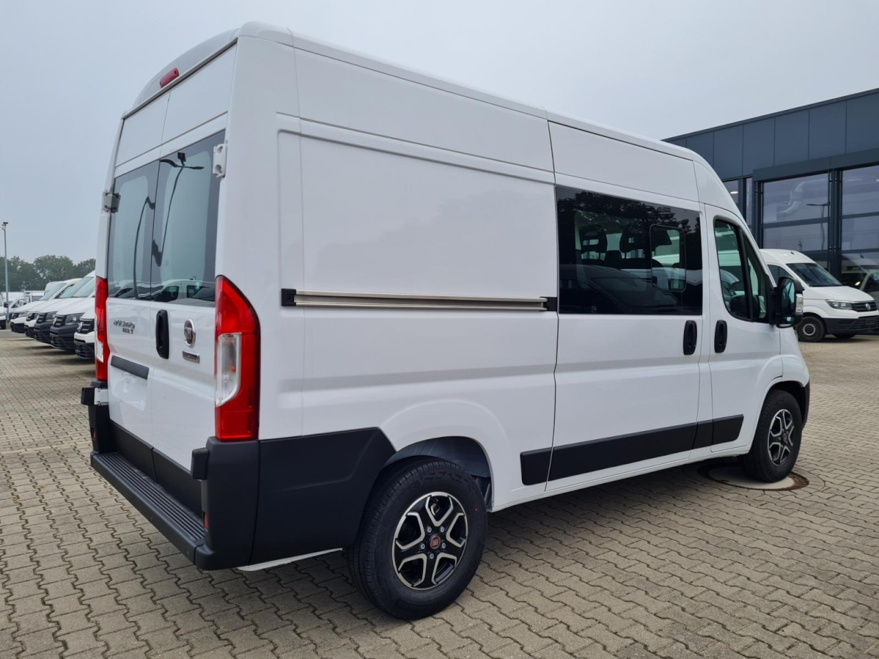 Fiat Ducato 35 Kasten Doka 7-Sitze 2x Schiebetür Maxi L2H2 - Fourgon utilitaire, Utilitaire double cabine: photos 5 Fiat Ducato 35 Kasten Doka 7-Sitze 2x Schiebetür Maxi L2H2 - Fourgon utilitaire, Utilitaire double cabine: photos 5