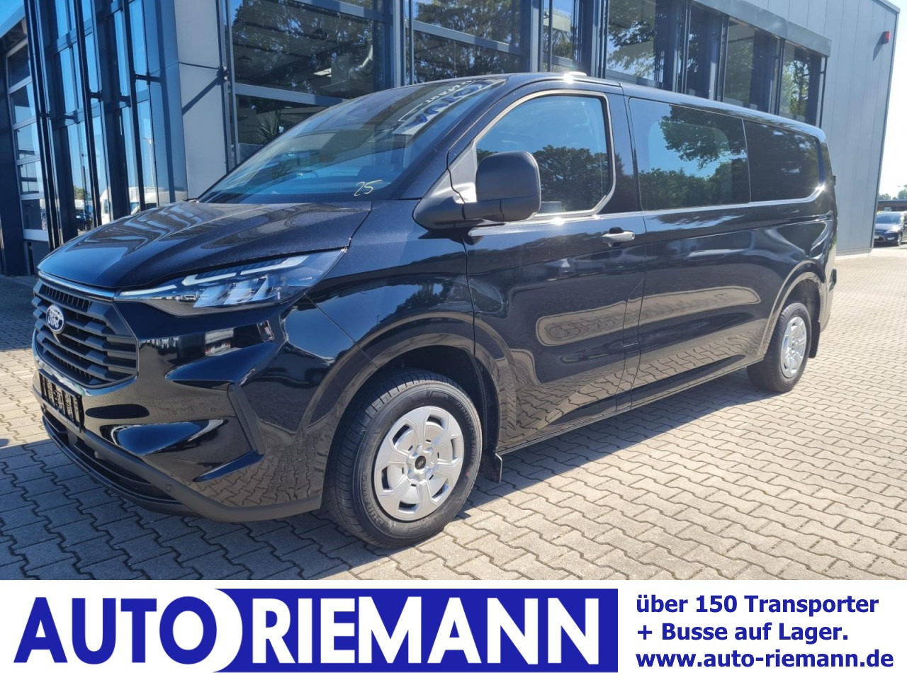 Ford Custom Kasten 320 L2 Trend Doka 6-Sitze KAMERA TEMPO - Fourgonnette, Utilitaire double cabine: photos 1 Ford Custom Kasten 320 L2 Trend Doka 6-Sitze KAMERA TEMPO - Fourgonnette, Utilitaire double cabine: photos 1