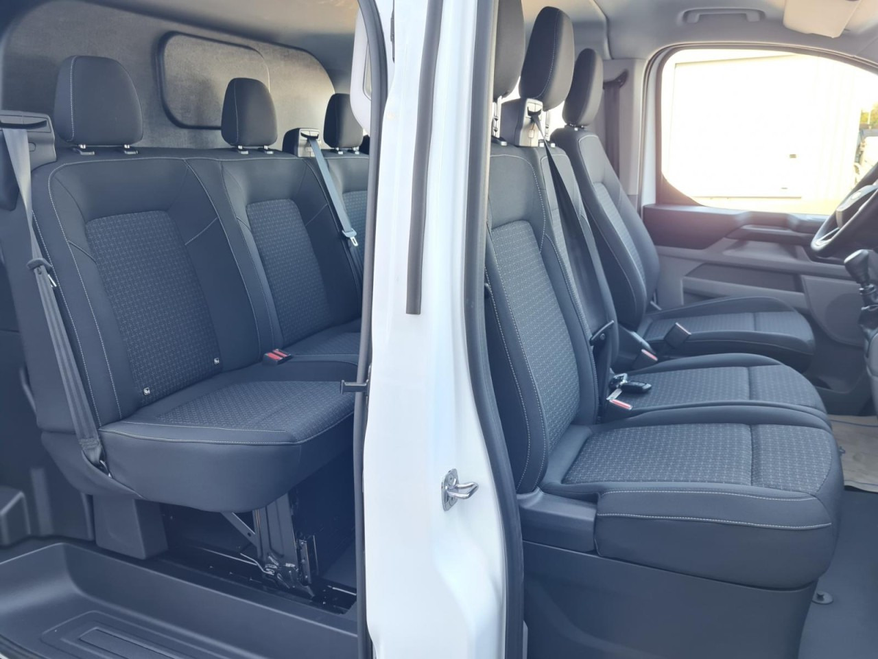 Fourgonnette, Utilitaire double cabine Ford Custom Kasten Doka L2 Trend KLIMA KAMERA PDC TEMPOMAT: photos 14 Fourgonnette, Utilitaire double cabine Ford Custom Kasten Doka L2 Trend KLIMA KAMERA PDC TEMPOMAT: photos 14