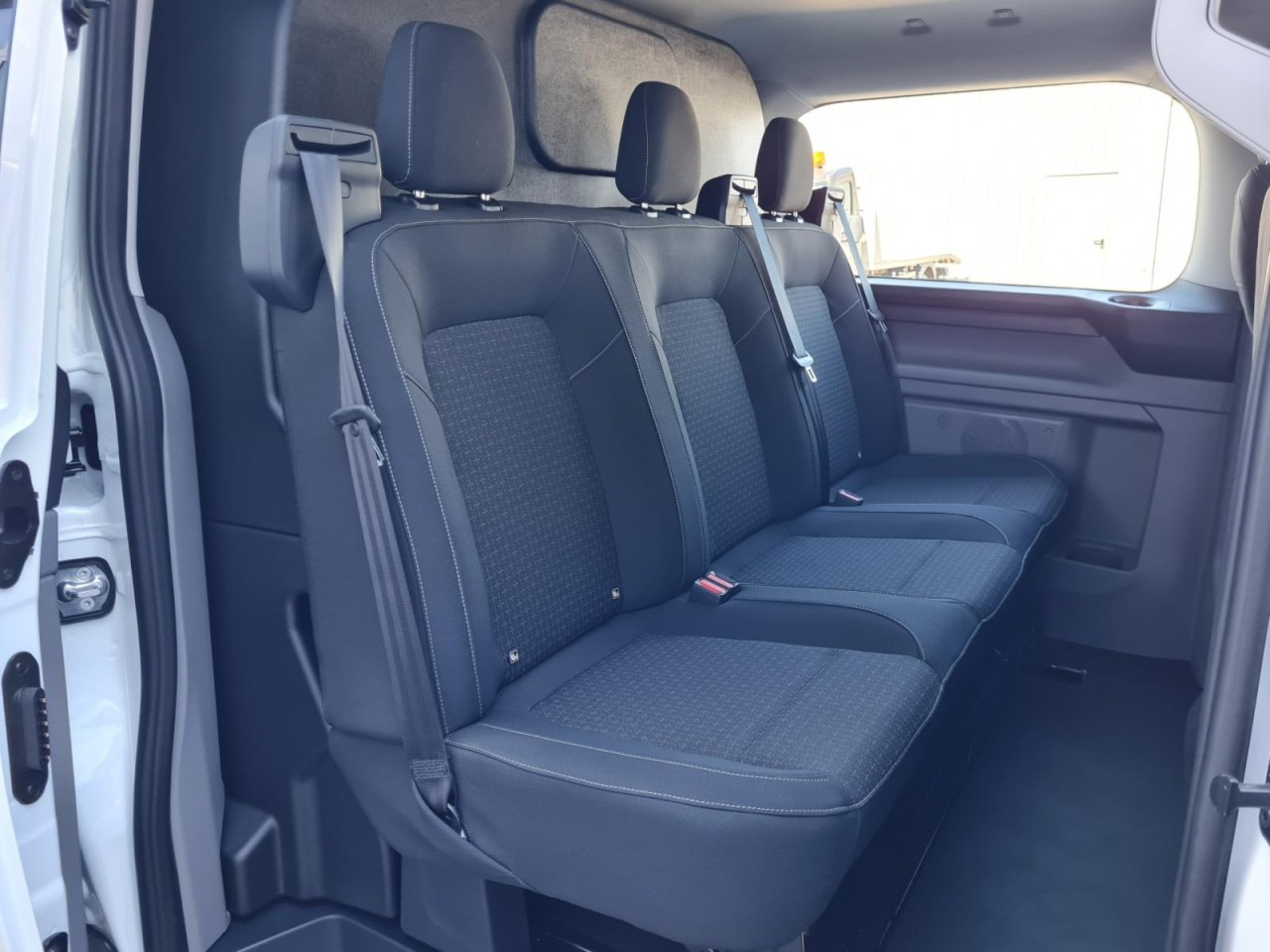 Fourgonnette, Utilitaire double cabine Ford Custom Kasten Doka L2 Trend KLIMA KAMERA PDC TEMPOMAT: photos 15 Fourgonnette, Utilitaire double cabine Ford Custom Kasten Doka L2 Trend KLIMA KAMERA PDC TEMPOMAT: photos 15