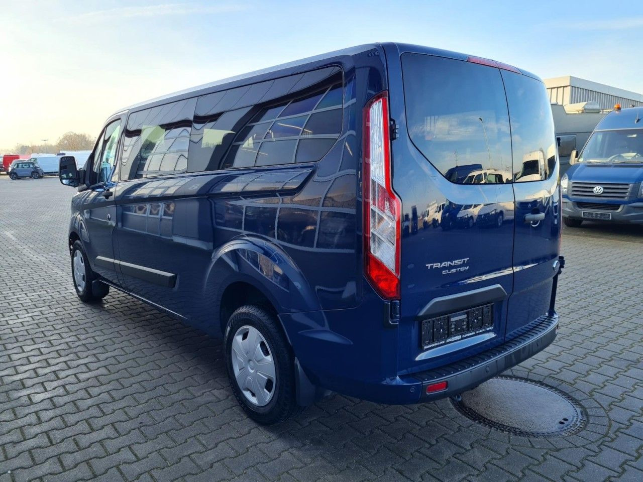 Ford Custom Kombi 320 L2 Trend 9 Sitze KLIMA PDC TEMP - Transport de personnes: photos 5 Ford Custom Kombi 320 L2 Trend 9 Sitze KLIMA PDC TEMP - Transport de personnes: photos 5