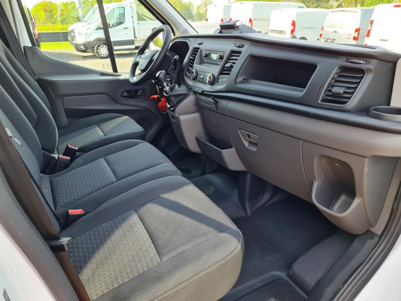 Crédit-bail de  Ford Transit 350 Kasten L4H3 Doka Trend Mixto RWD Ford Transit 350 Kasten L4H3 Doka Trend Mixto RWD: photos 15