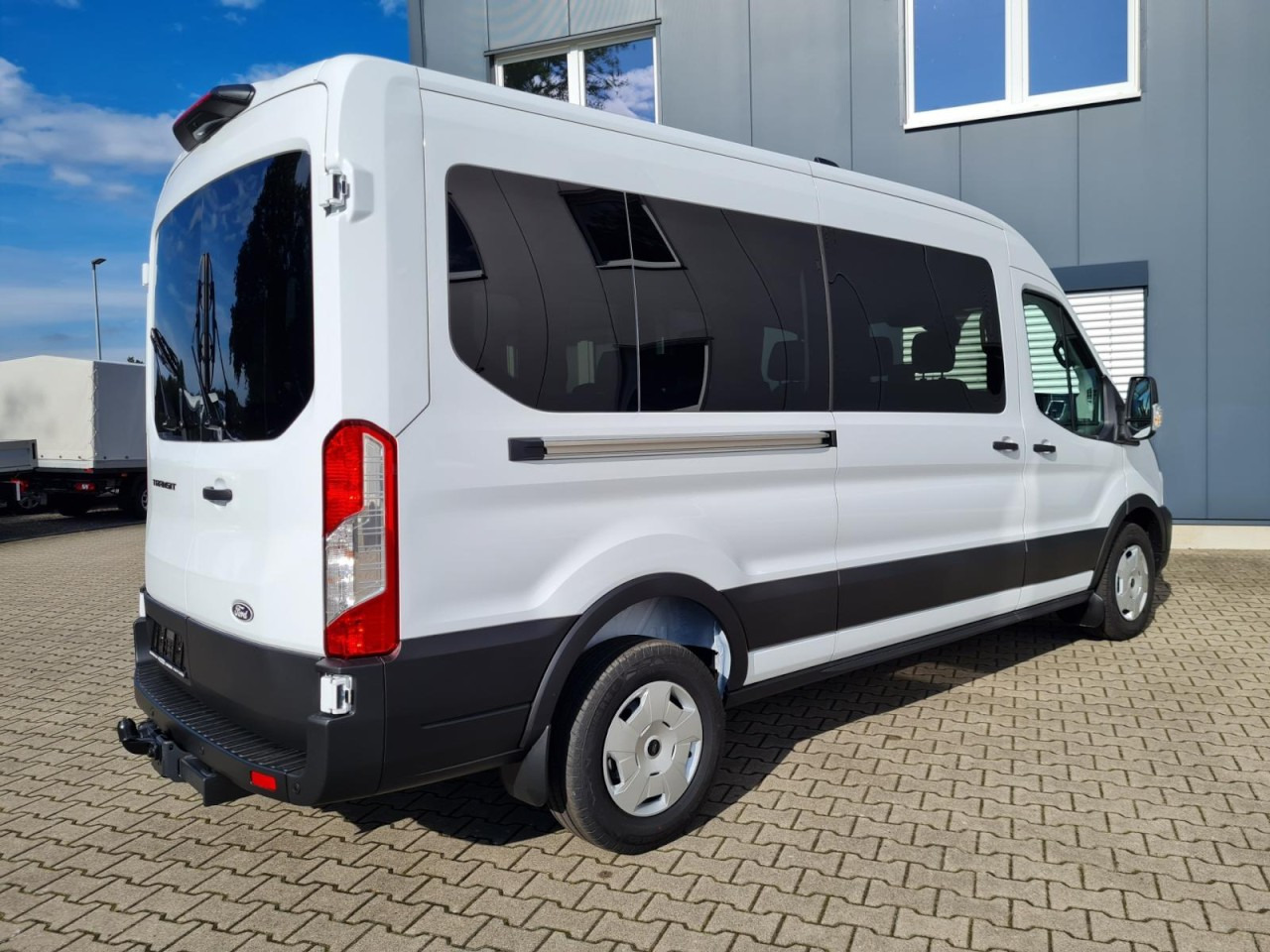 Ford Transit 350 Kombi TDCi L3 Trend 9 Sitzer AUTOMATIK - Minibus, Transport de personnes: photos 4 Ford Transit 350 Kombi TDCi L3 Trend 9 Sitzer AUTOMATIK - Minibus, Transport de personnes: photos 4