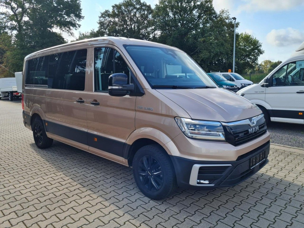 MAN TGE 3.180 TDi Kombi 9 Sitzer LED LM KAMERA Sonde - Transport de personnes: photos 3 MAN TGE 3.180 TDi Kombi 9 Sitzer LED LM KAMERA Sonde - Transport de personnes: photos 3