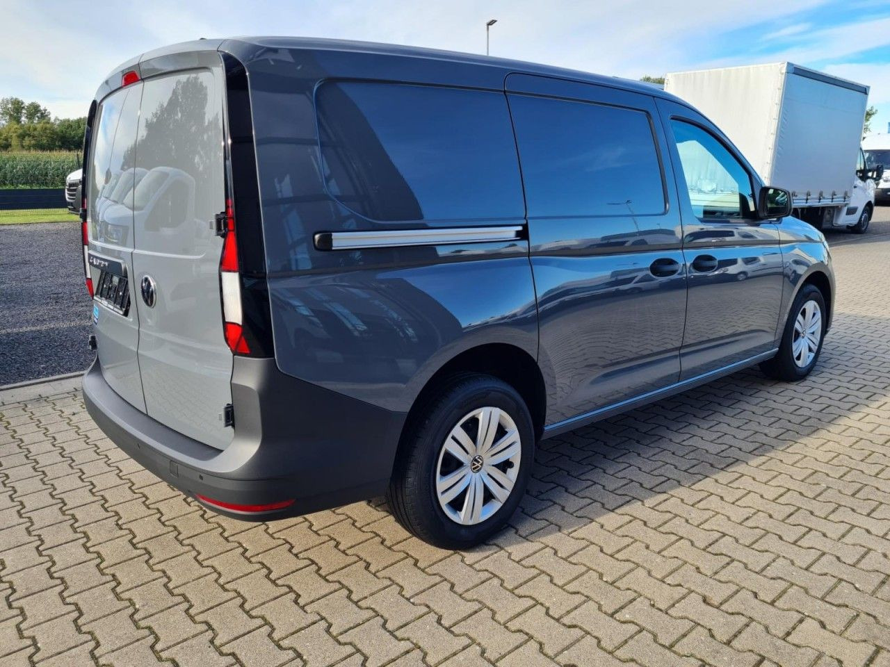 Volkswagen Caddy Kasten Cargo TDI Maxi PDC KLIMA TEMPOMAT - Fourgonnette: photos 4 Volkswagen Caddy Kasten Cargo TDI Maxi PDC KLIMA TEMPOMAT - Fourgonnette: photos 4