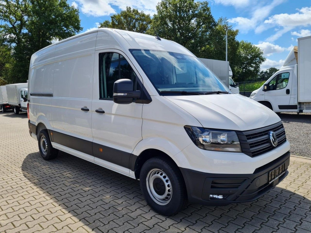 Volkswagen Crafter 35 Kasten MR L3H3 KLIMA TEMPOMAT Mod. 25 - Fourgon utilitaire: photos 3 Volkswagen Crafter 35 Kasten MR L3H3 KLIMA TEMPOMAT Mod. 25 - Fourgon utilitaire: photos 3