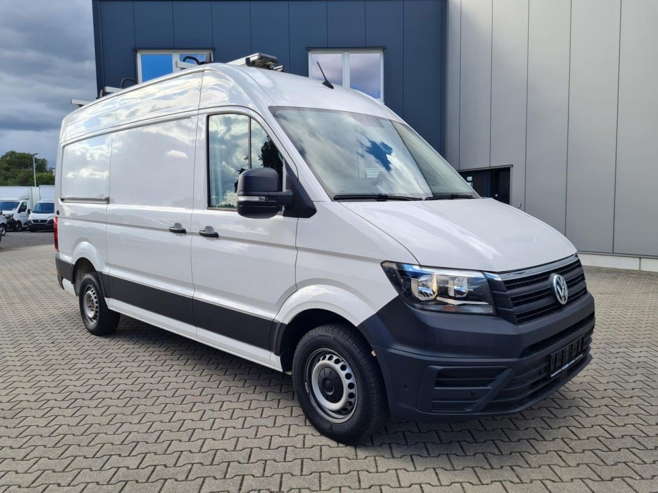 Volkswagen Crafter 35 Kasten TDI MR L3H3 NAVI TOUCH KAMERA - Fourgon utilitaire: photos 3 Volkswagen Crafter 35 Kasten TDI MR L3H3 NAVI TOUCH KAMERA - Fourgon utilitaire: photos 3